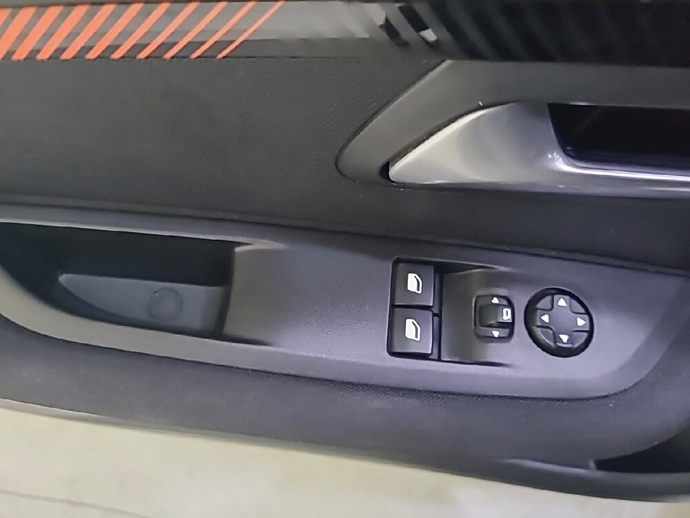 Occasion PEUGEOT 208 208 Electrique 50 kWh 136ch - Active