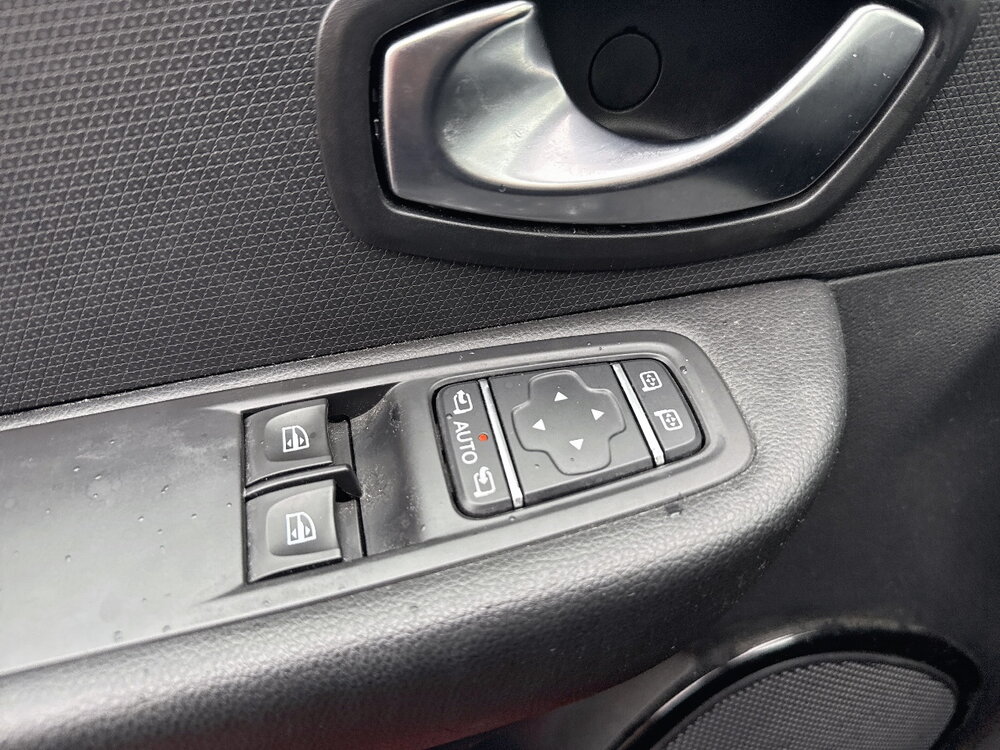 Occasion RENAULT Clio IV Clio TCe 75 - Génération