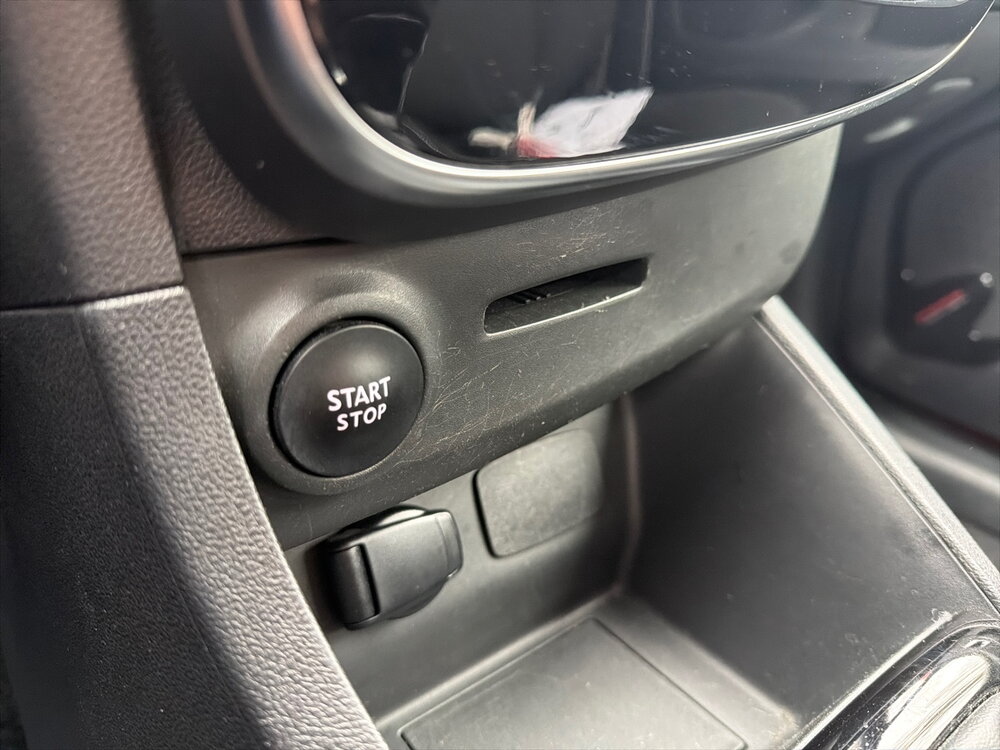 Occasion RENAULT Clio IV Clio TCe 75 - 19 - Génération