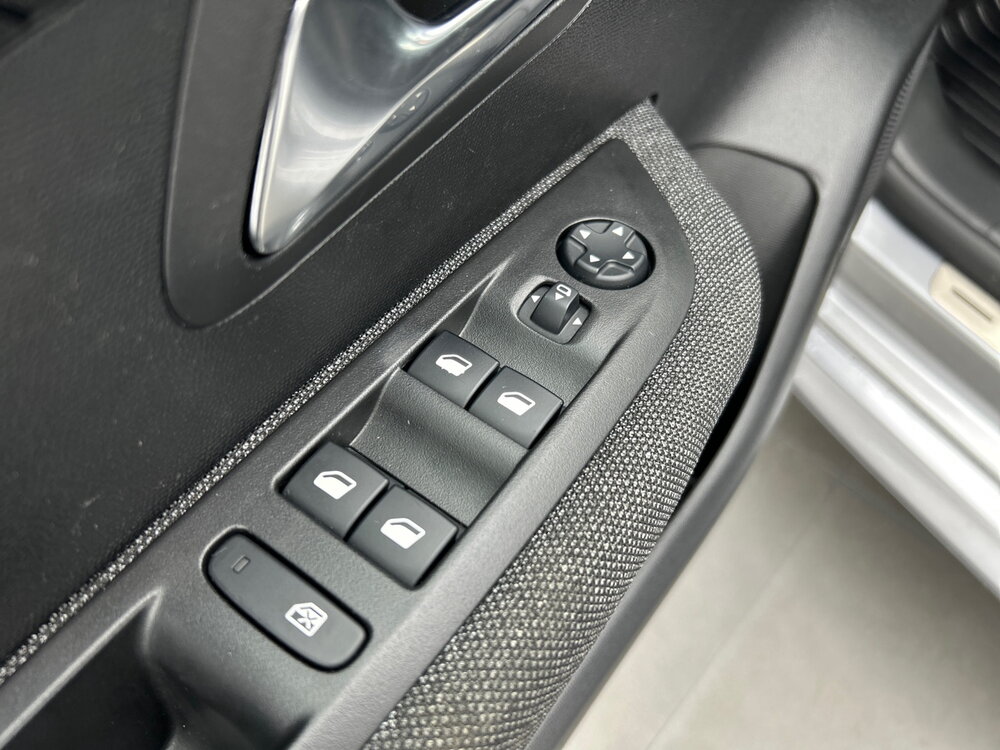 Occasion PEUGEOT 208 208 PureTech 100 S&S BVM6 - Style