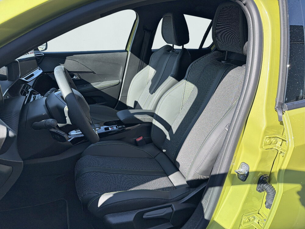 Occasion PEUGEOT 208 208 Hybrid 145 ch e-DCS6 - GT