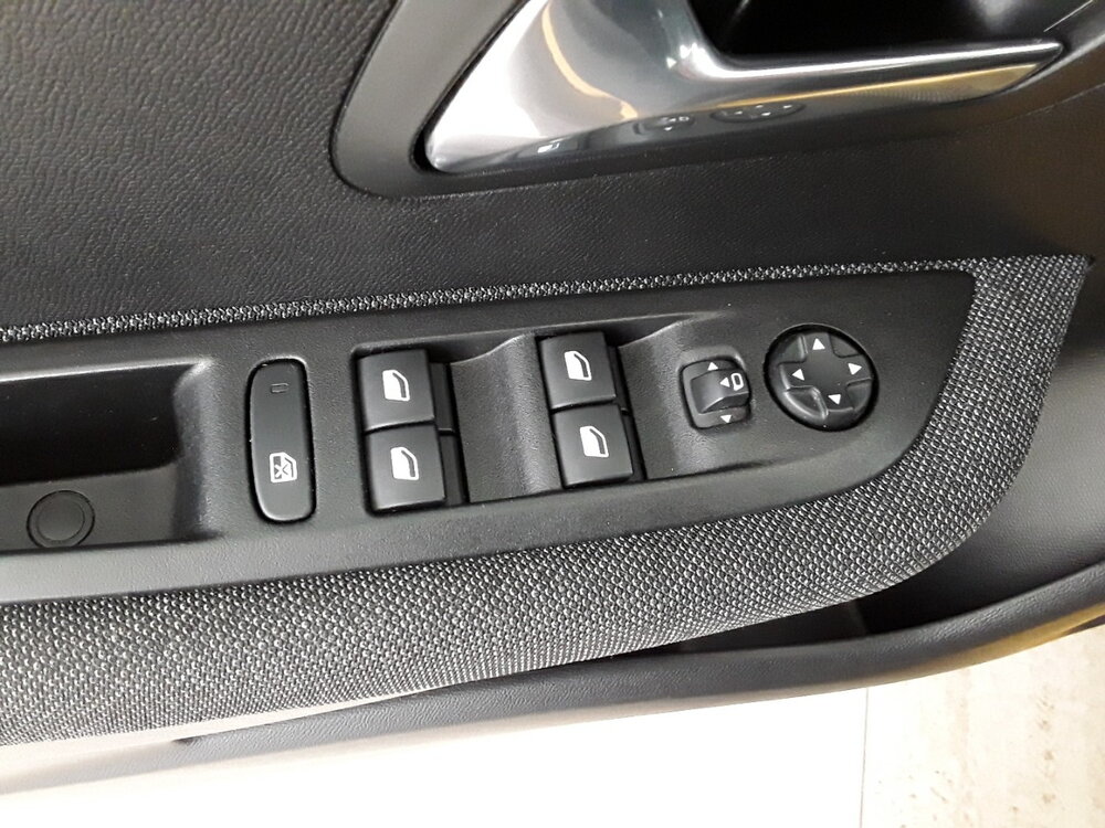 Occasion PEUGEOT 208 208 Electrique 50 kWh 136ch - Style