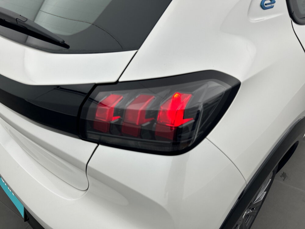 Occasion PEUGEOT 208 208 Electrique 50 kWh 136ch - Active Pack