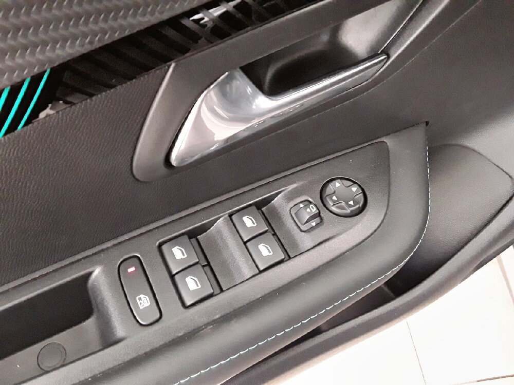 Occasion PEUGEOT 208 208 PureTech 100 S&S EAT8 - Allure Pack