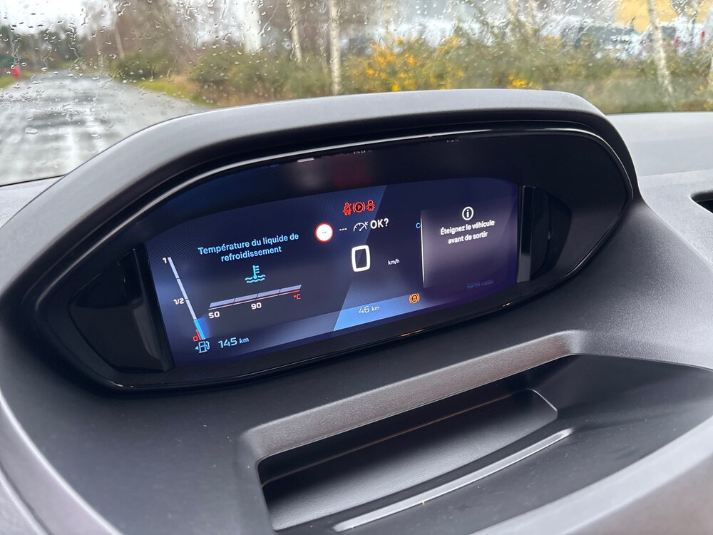 Occasion PEUGEOT Partner PARTNER FOURGON M DIESEL 100 CH MANUELLE - SERIE SPECIALE PRO SKILL