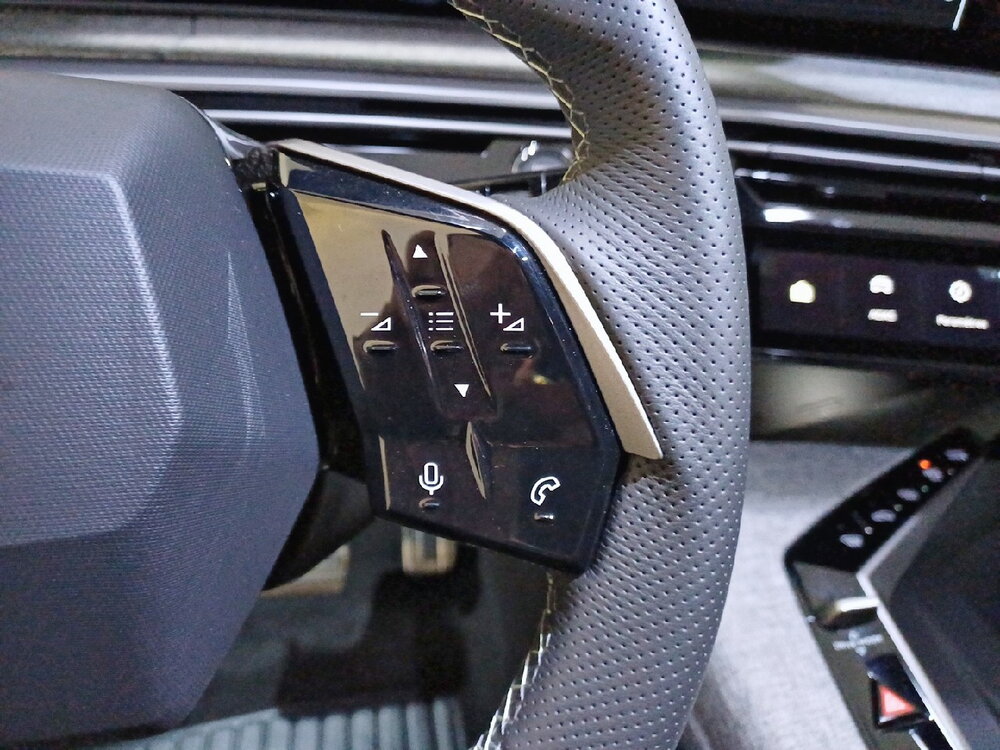 Occasion PEUGEOT 3008 3008 Hybrid 136 e-DCS6 - GT