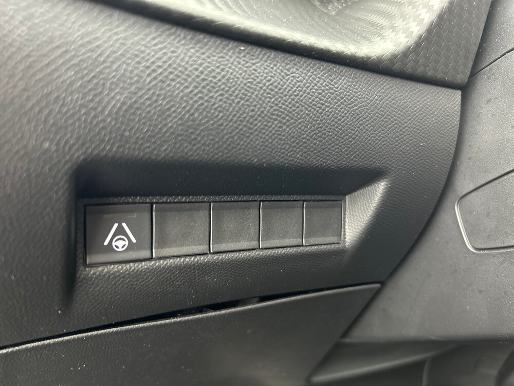 Occasion PEUGEOT 2008 2008 Hybrid 136 e-DCS6 - GT