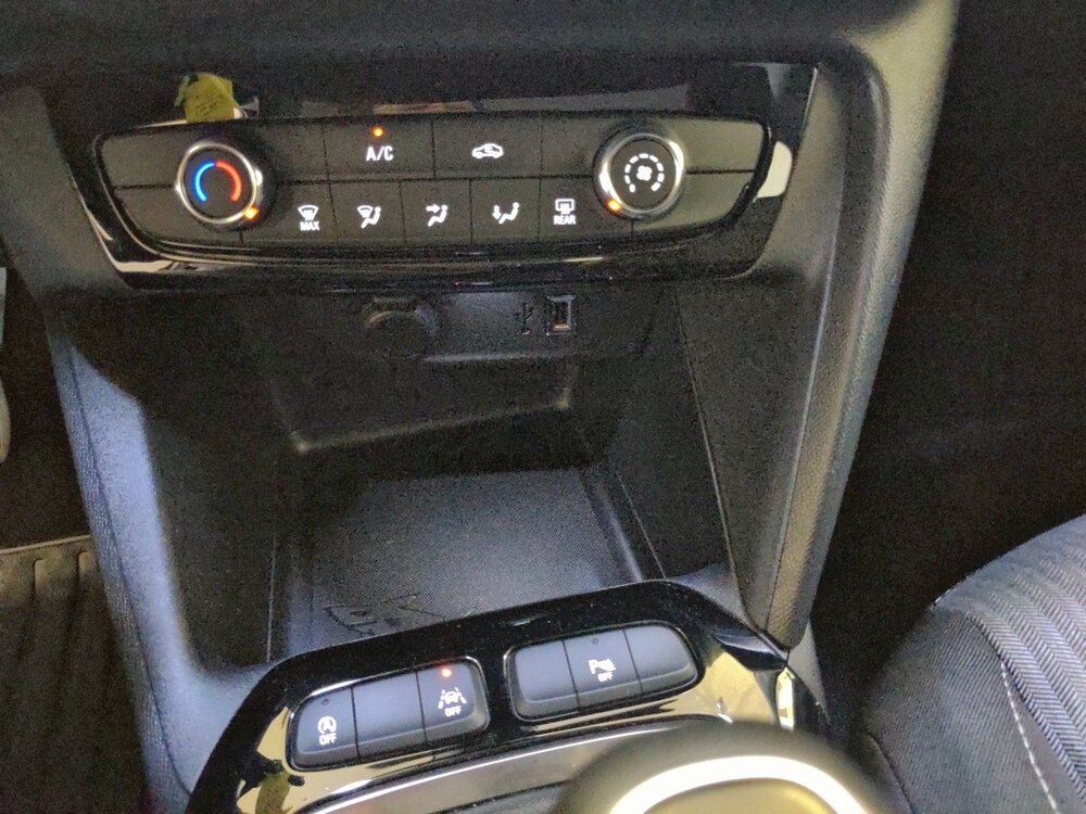 Occasion OPEL Corsa Corsa 1.2 Turbo 100 ch BVM6 - Edition