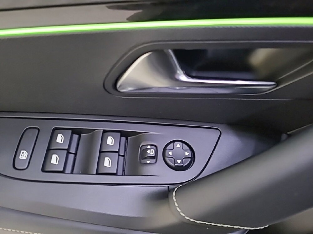 Occasion PEUGEOT 2008 2008 PureTech 130 S&S EAT8 - GT