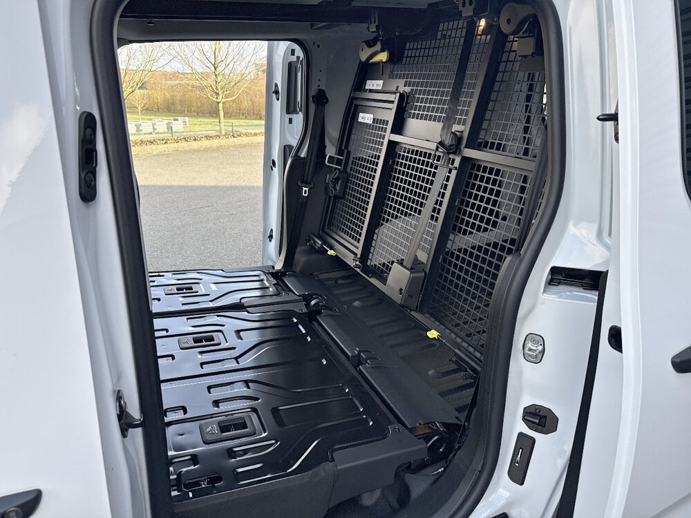 Occasion PEUGEOT Partner PARTNER CA DIESEL 100 CH XL MANUELLE