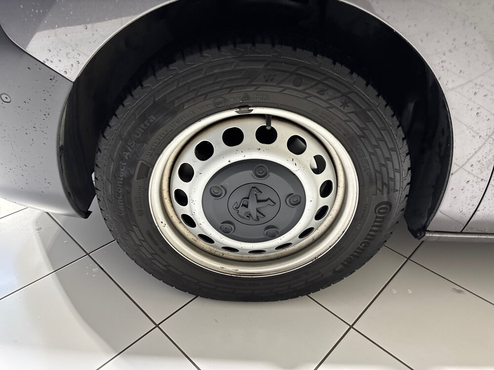 Occasion PEUGEOT Expert EXPERT FGN TOLE STANDARD BLUEHDI 180 S&S EAT8 - ASPHALT