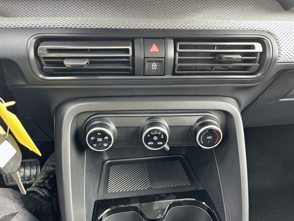 Occasion CITROEN C3 C3 Hybride 110 ch e-DCS6 - Plus