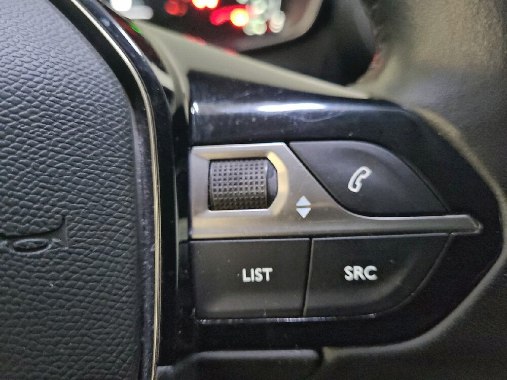 Occasion PEUGEOT 208 208 PureTech 100 S&S BVM6 - Allure