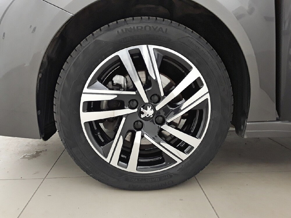 Occasion PEUGEOT 208 208 PureTech 100 S&S EAT8 - Roadtrip