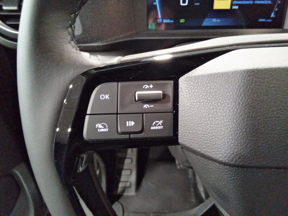 Occasion PEUGEOT Expert EXPERT FGN M DIESEL 180 CH AUTOMATIQUE - TECH EDITION