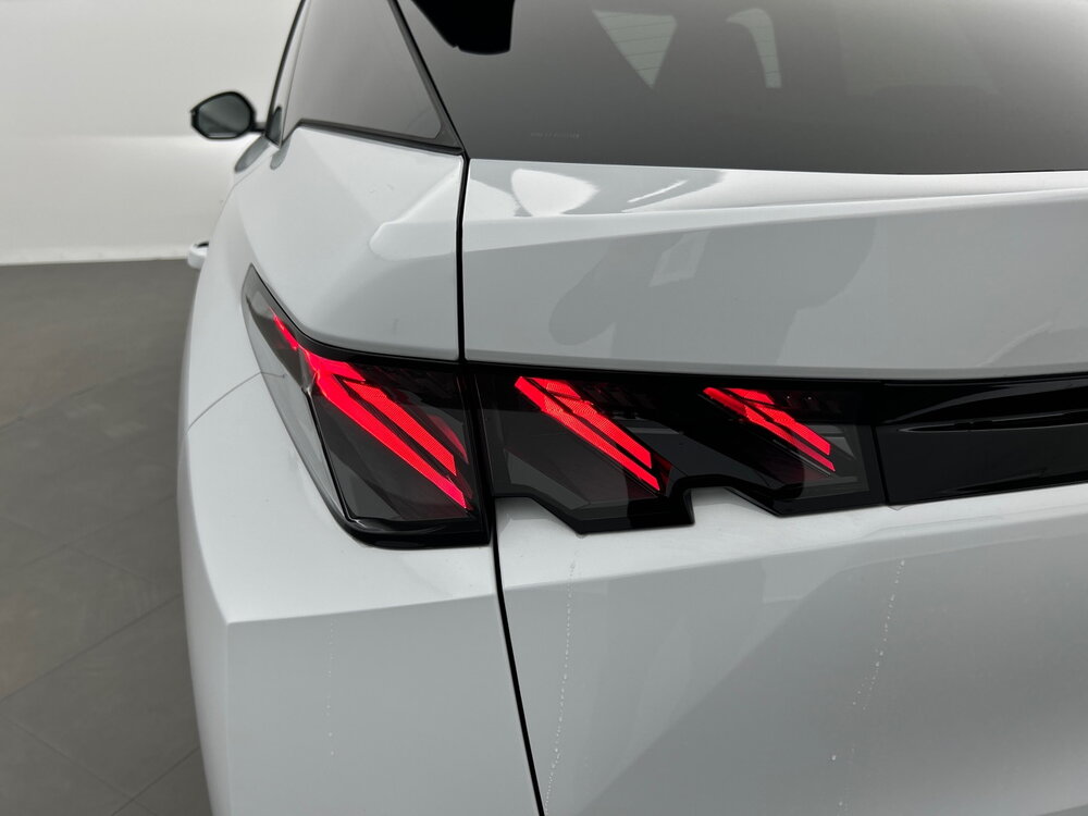 Occasion PEUGEOT 3008 3008 Hybrid 145 e-DCS6 - GT