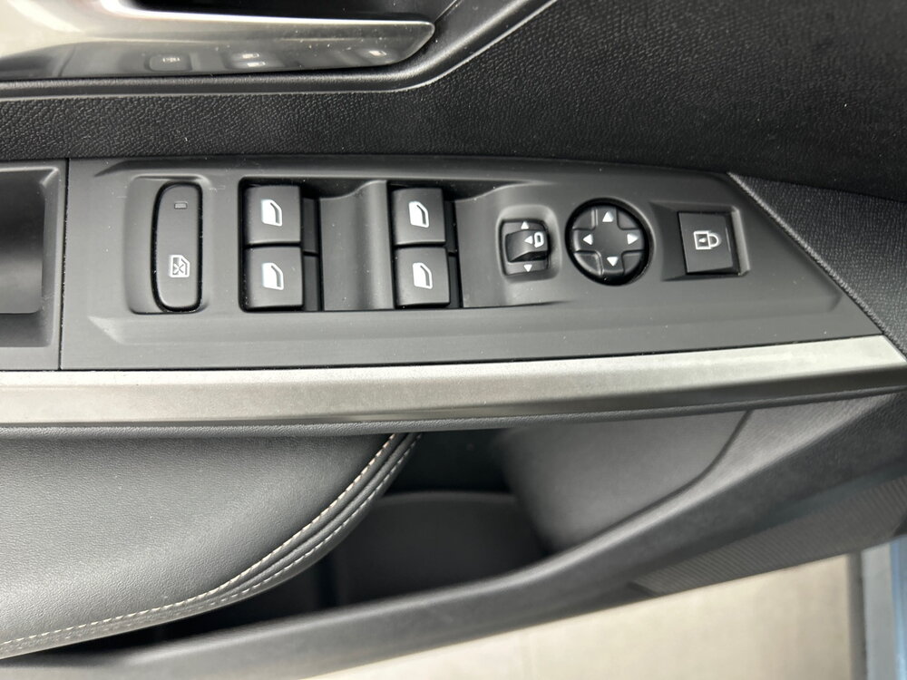 Occasion PEUGEOT 3008 3008 Hybrid 136 e-DCS6 - Allure