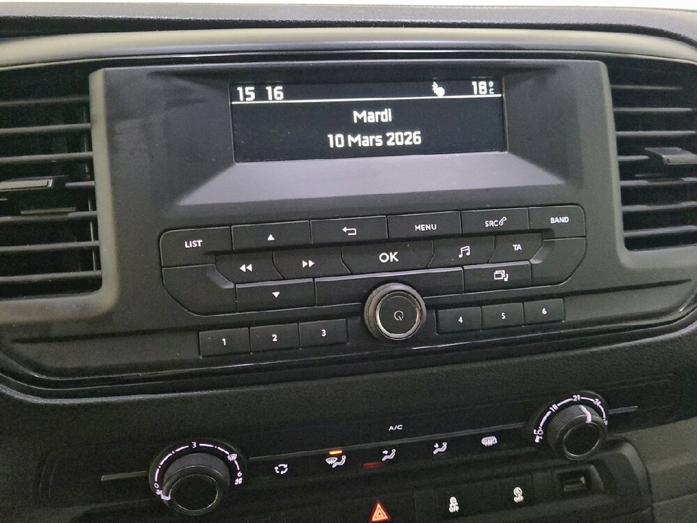 Occasion CITROEN Jumpy JUMPY FOURGON M BLUEHDI 115 S&S BVM6 - CONFORT