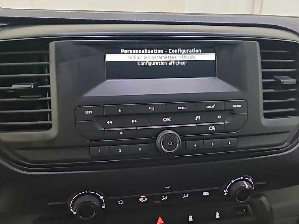 Occasion CITROEN Jumpy JUMPY FOURGON M BLUEHDI 115 S&S BVM6 - CONFORT