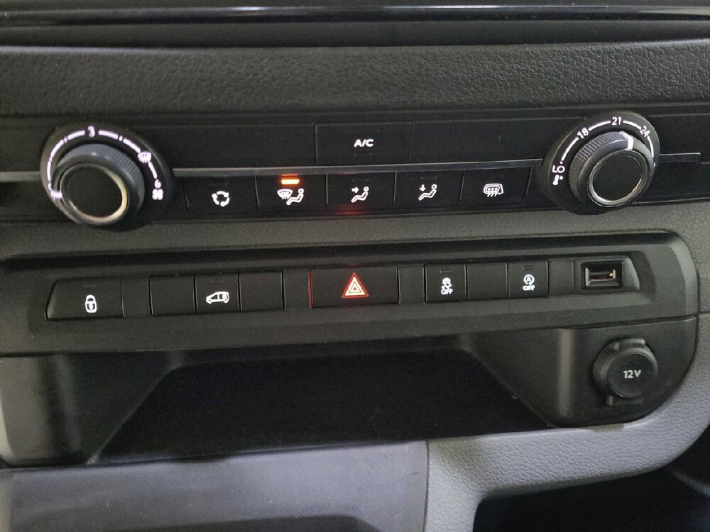 Occasion CITROEN Jumpy JUMPY FOURGON M BLUEHDI 115 S&S BVM6 - CONFORT