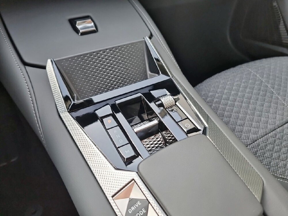 Occasion DS DS4 N°4 Hybride 145 e-DCT6 - Pallas Ligne Business