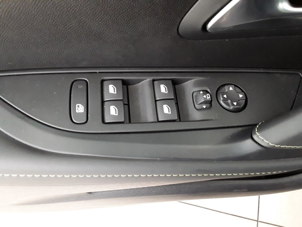 Occasion PEUGEOT 208 208 PureTech 100 S&S BVM6 - GT