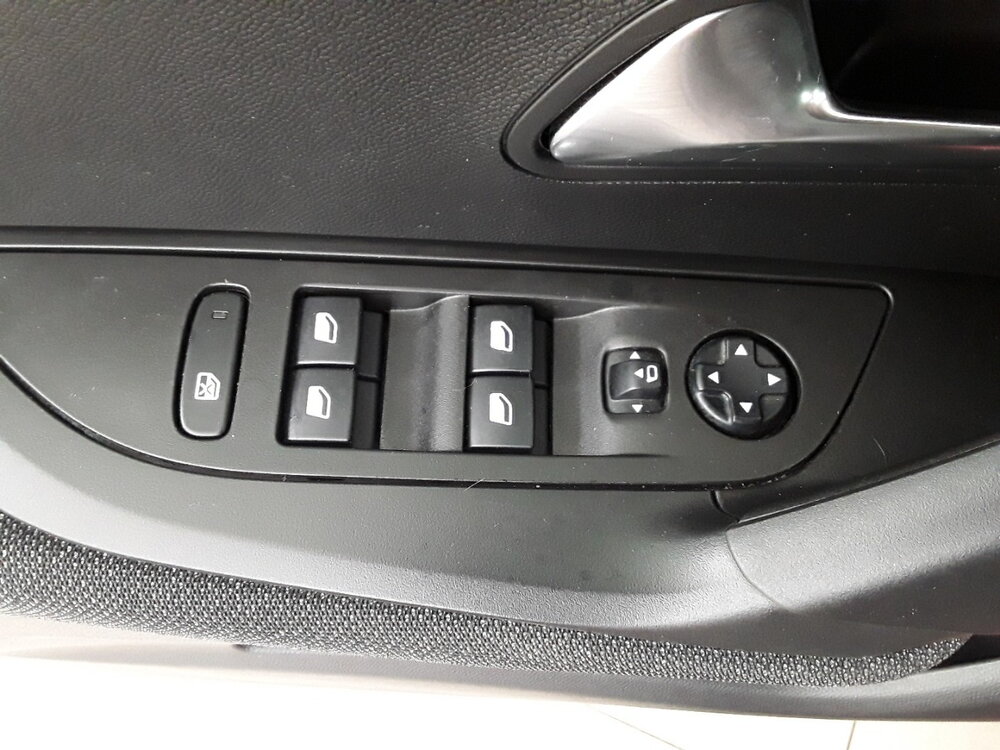 Occasion PEUGEOT 2008 2008 Electrique 136 ch - Style