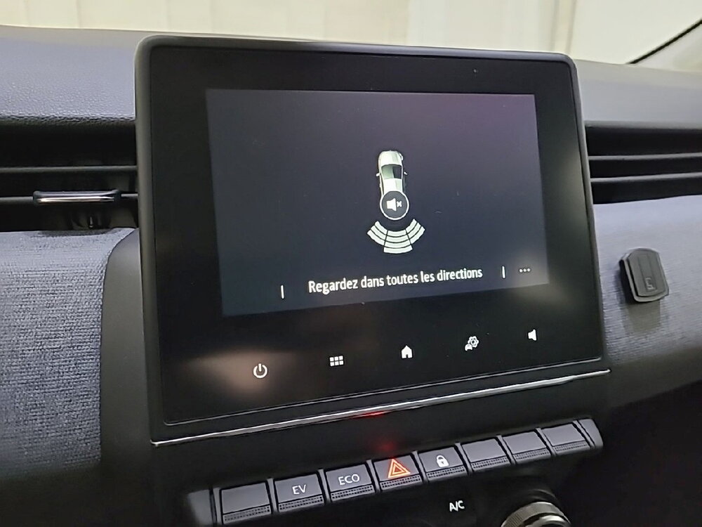 Occasion RENAULT Clio V Clio E-Tech full hybrid 145 - Evolution