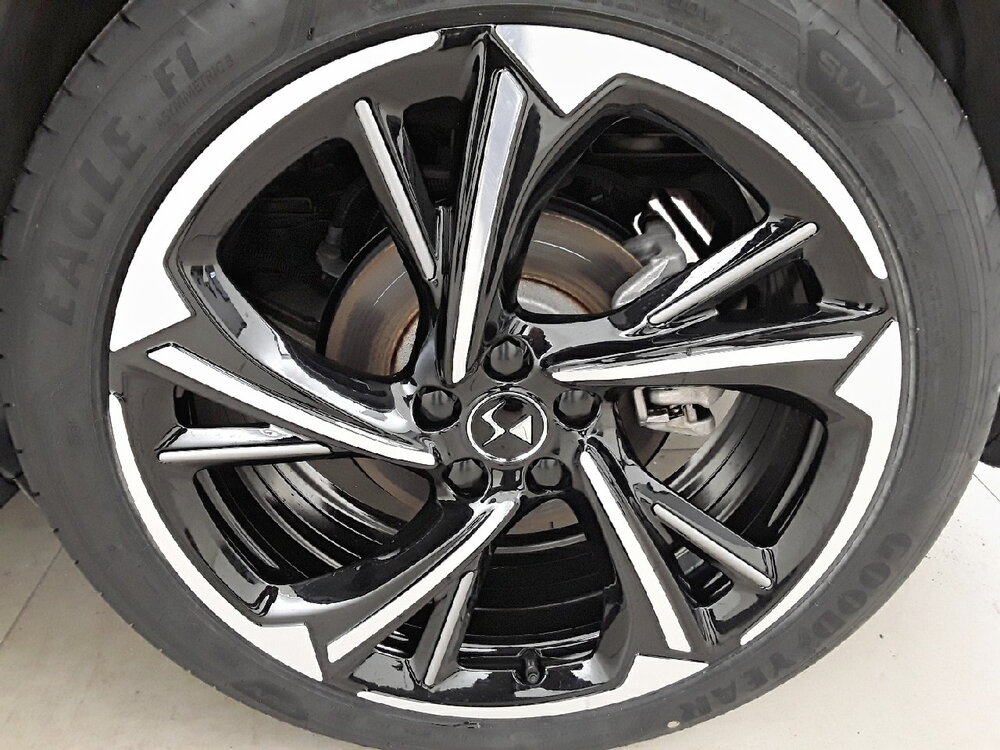 Occasion DS DS 7 Crossback DS7 Crossback Hybride E-Tense 300 EAT8 4x4 - Louvre