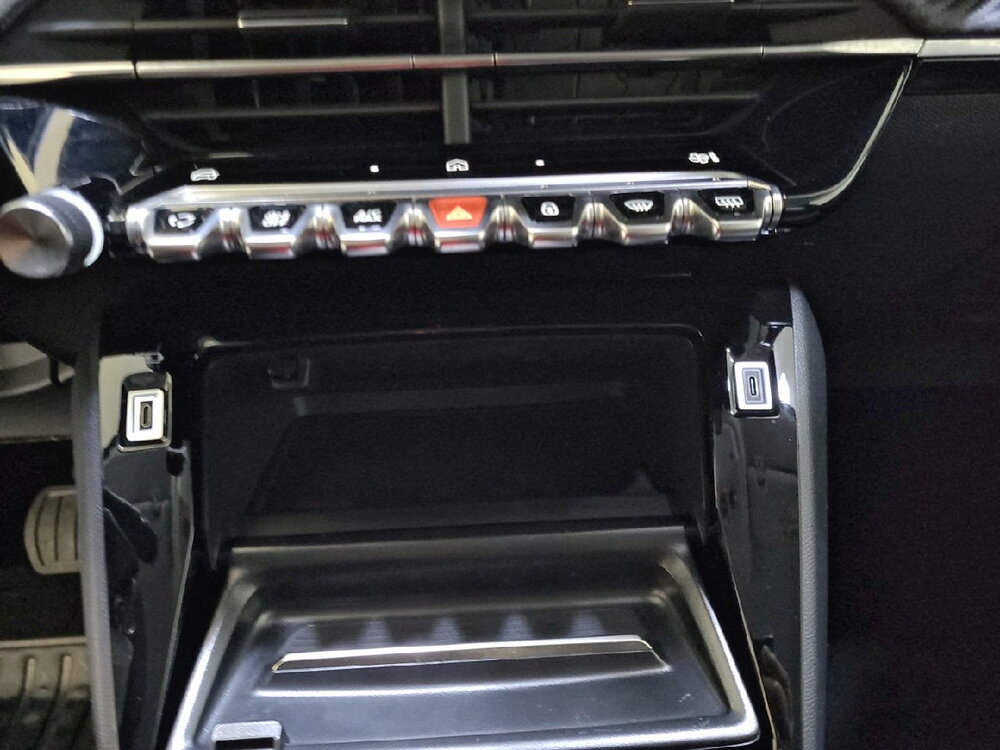 Occasion PEUGEOT 208 208 Hybrid 110 e-DCS6 - Allure