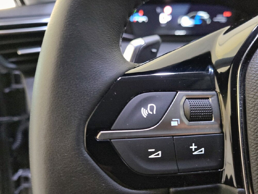 Occasion PEUGEOT 208 208 Hybrid 110 e-DCS6 - Allure