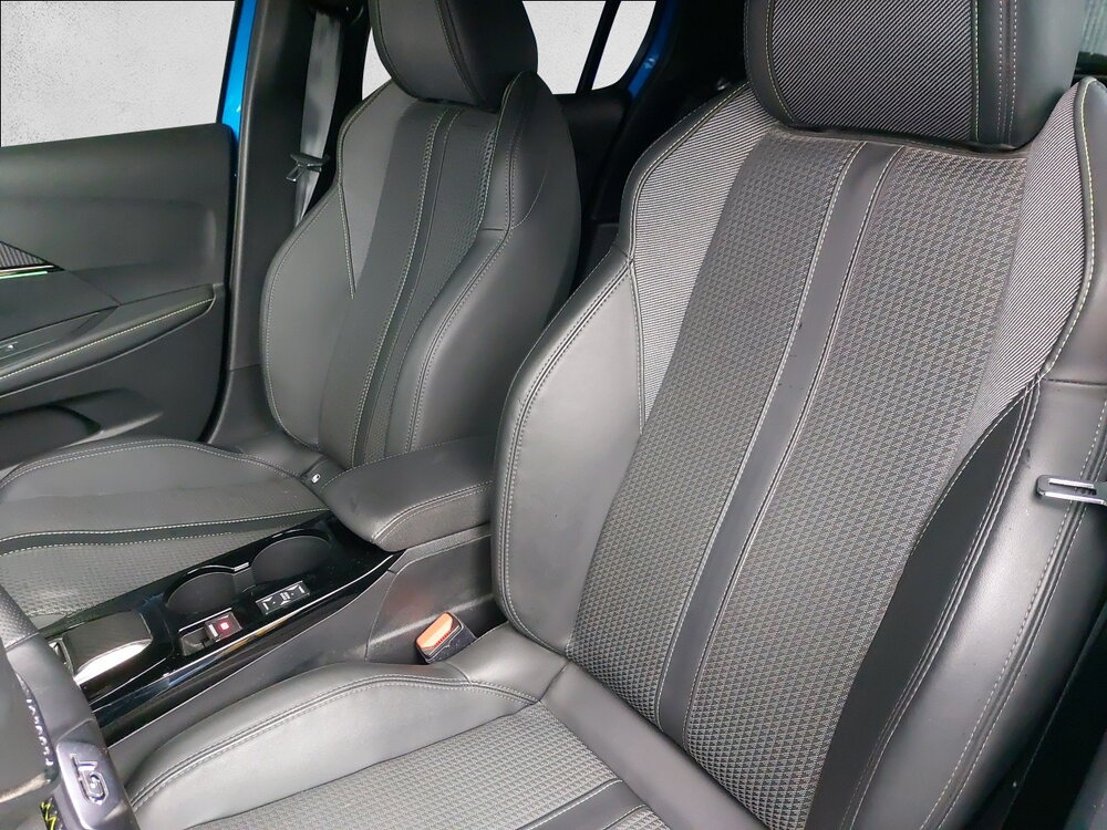 Occasion PEUGEOT 208 208 Electrique 50 kWh 136ch - GT