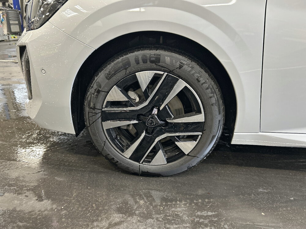 Occasion PEUGEOT 208 208 Hybrid 110 e-DCS6 - Allure