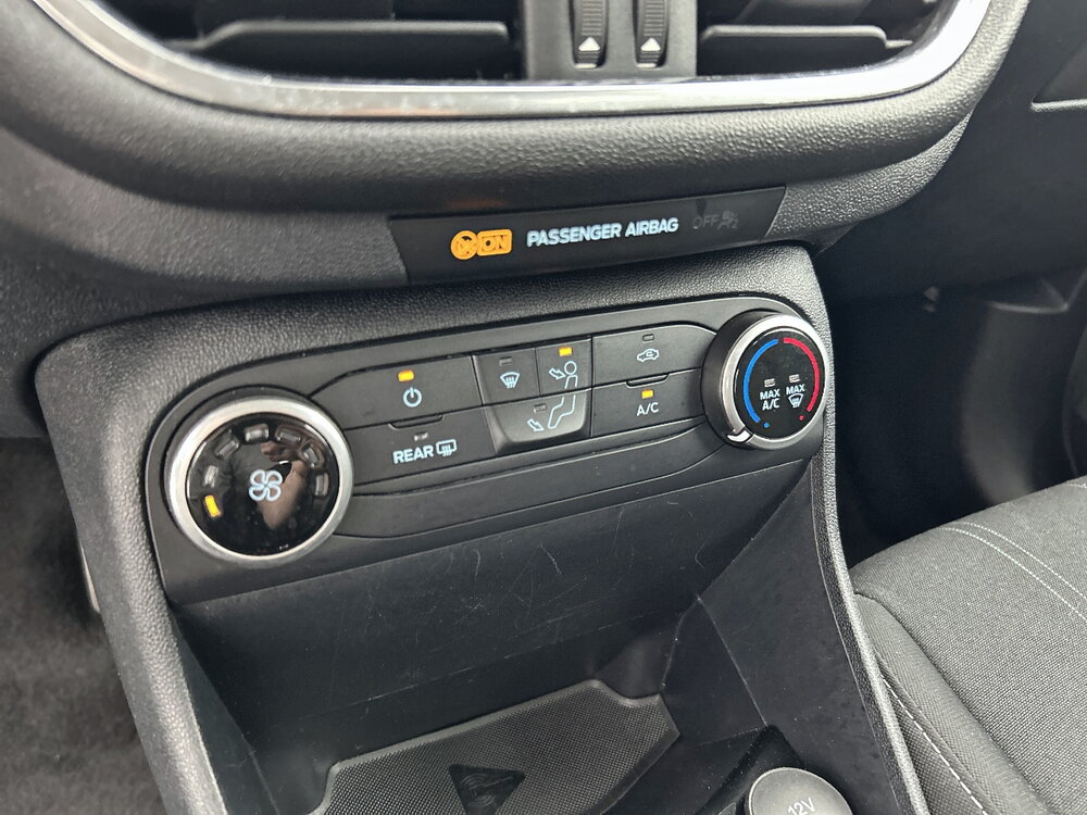 Occasion FORD Fiesta Fiesta 1.1 75 ch BVM5 - Connect Business