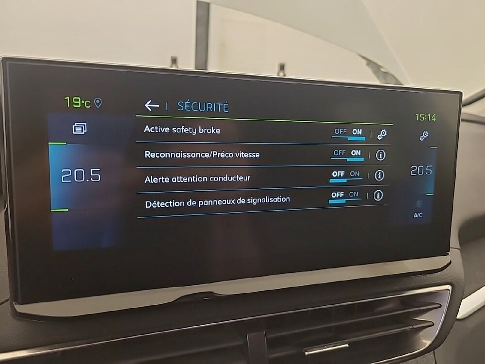 Occasion PEUGEOT 3008 3008 Hybrid 225 e-EAT8 - Allure Pack
