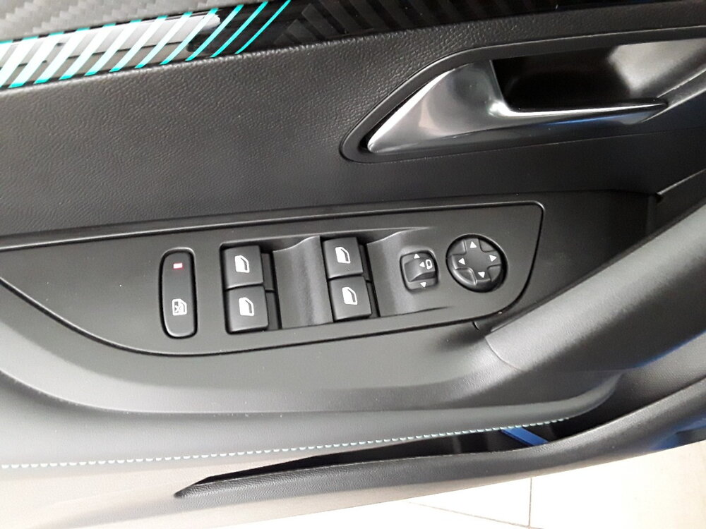 Occasion PEUGEOT 2008 2008 PureTech 130 S&S EAT8 - Allure Pack