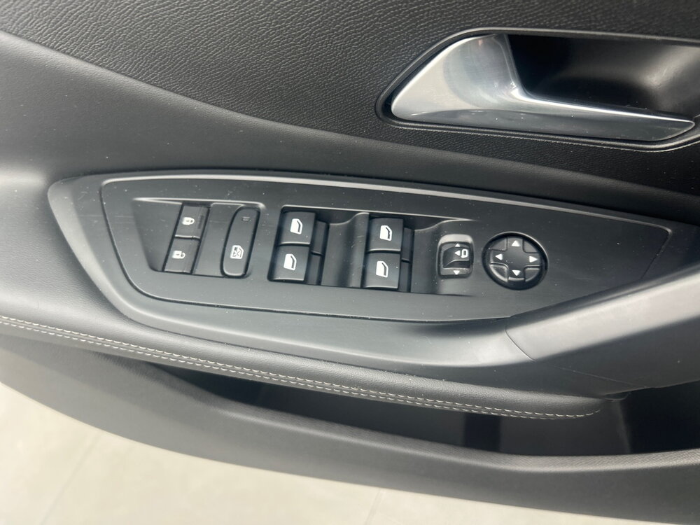 Occasion PEUGEOT 308 308 PHEV 180 e-EAT8 - Allure