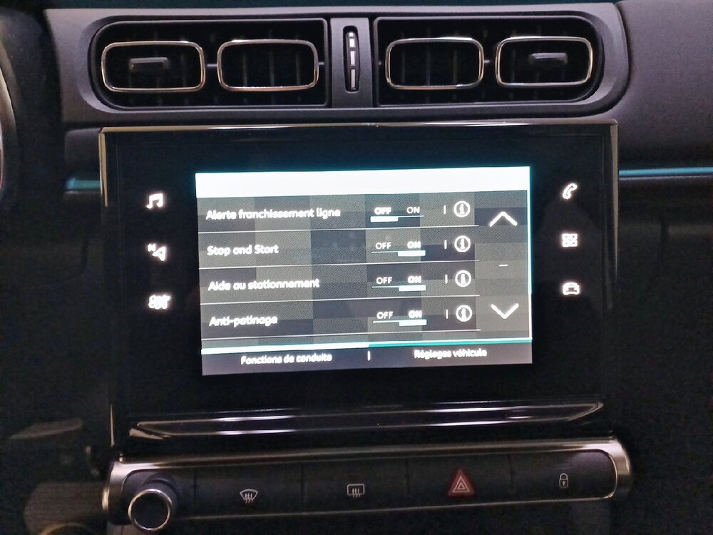 Occasion CITROEN C3 C3 PureTech 110 S&S EAT6 - Shine Pack