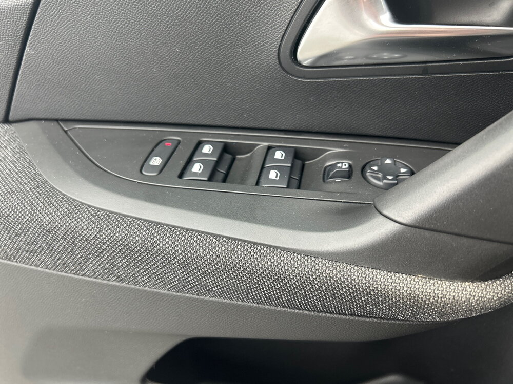 Occasion PEUGEOT 2008 2008 PureTech 130 S&S EAT8 - Style