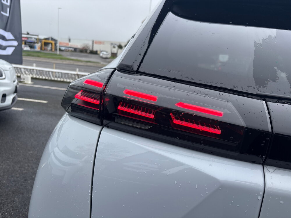 Occasion PEUGEOT 2008 2008 Hybrid 136 e-DCS6 - GT