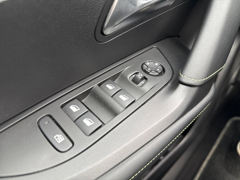 Occasion PEUGEOT 2008 2008 PureTech 130 S&S EAT8 - GT