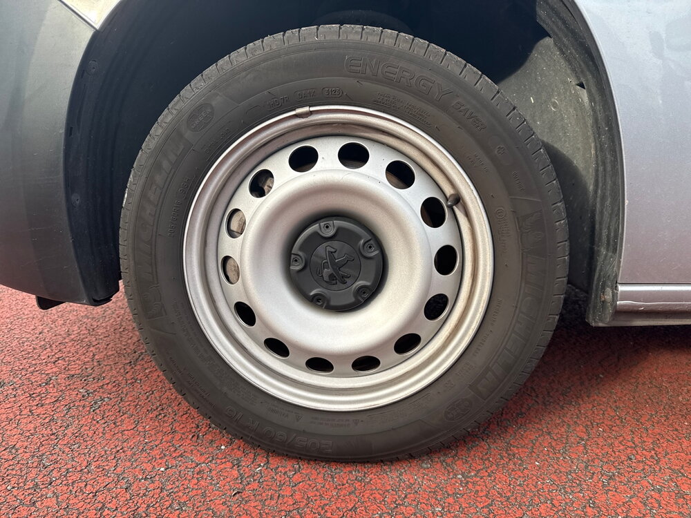 Occasion PEUGEOT Partner PARTNER FOURGON XL 950 KG BLUEHDI 100 S&S BVM6