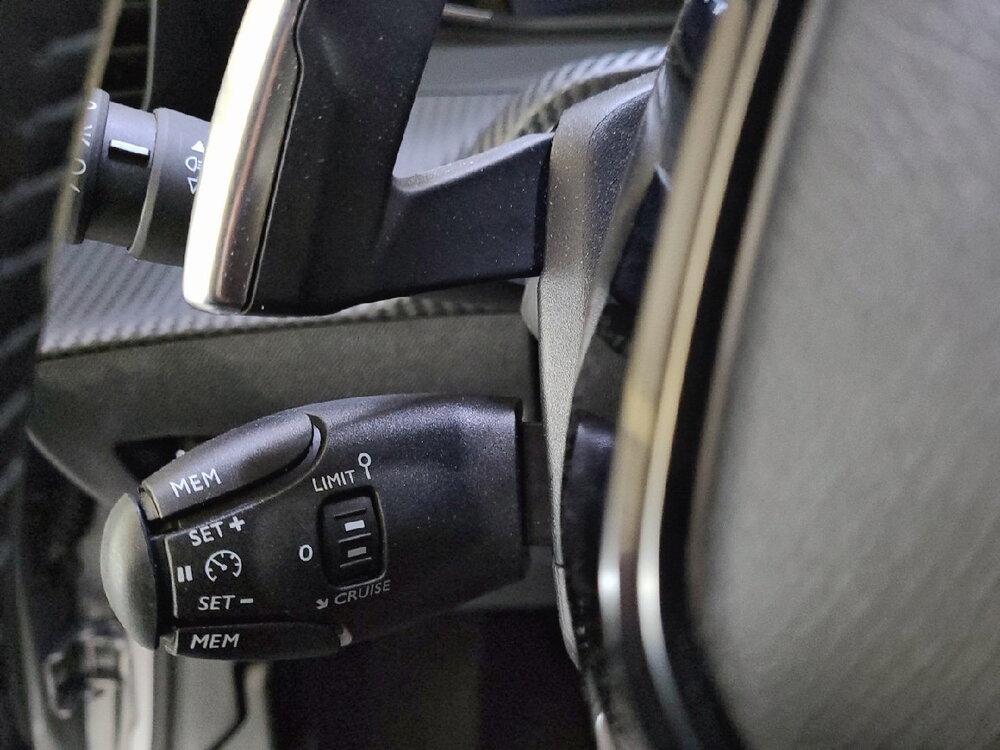 Occasion PEUGEOT 208 208 Hybrid 100 e-DCS6 - Allure