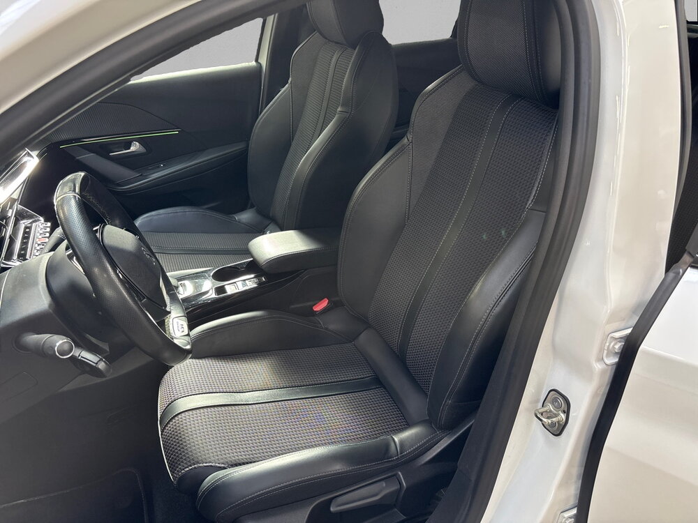 Occasion PEUGEOT 208 208 Electrique 50 kWh 136ch - GT