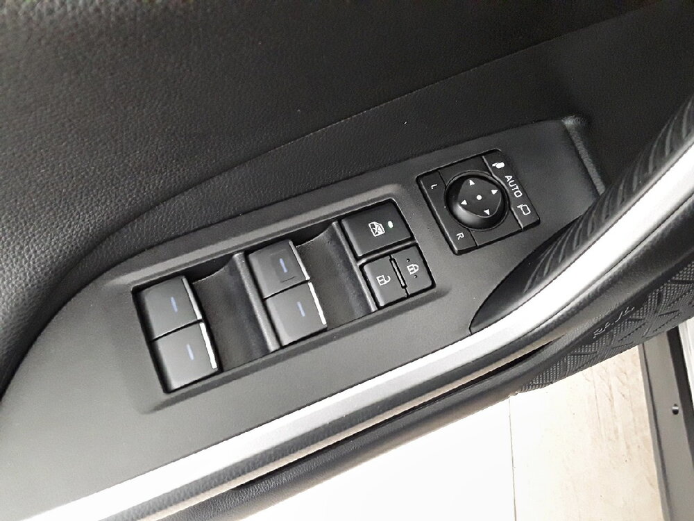 Occasion TOYOTA RAV4 RAV4 Hybride 218 ch 2WD - Dynamic