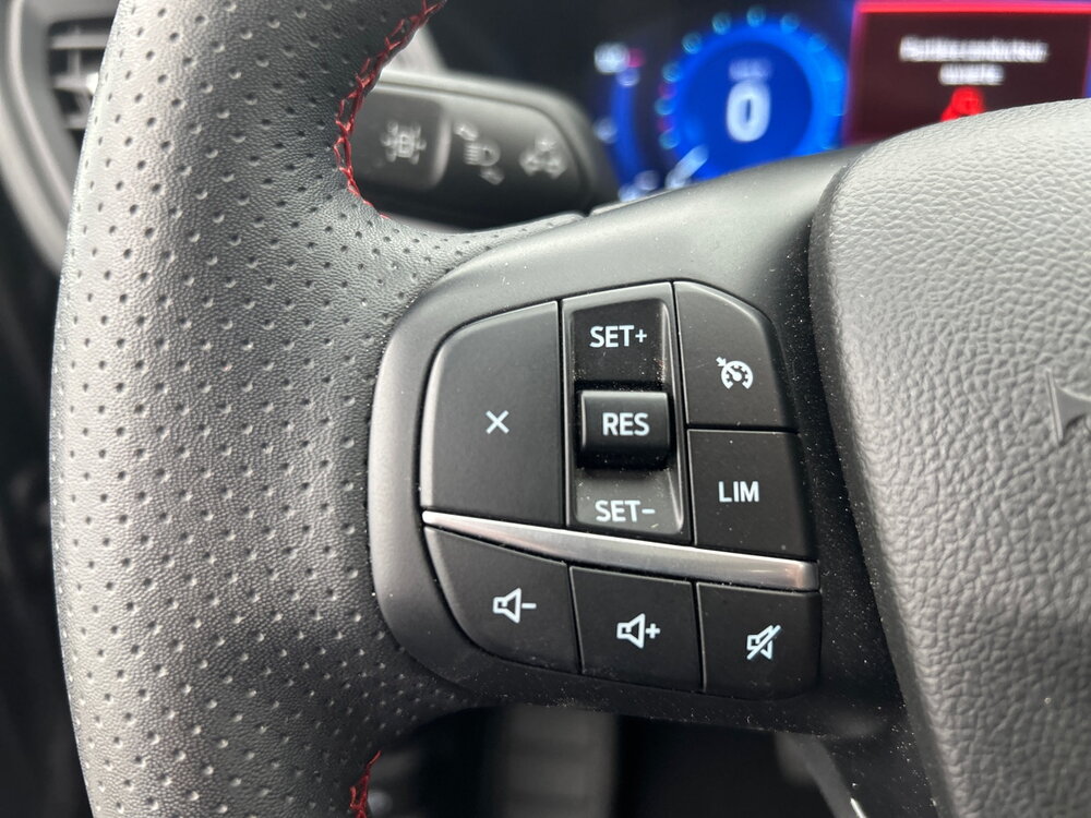 Occasion FORD Kuga Kuga 2.5 Duratec 190 ch FlexiFuel FHEV E85 Powershift - ST-Line