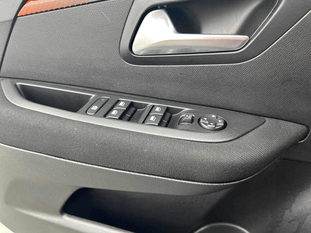 Occasion PEUGEOT 208 208 Electrique 50 kWh 136ch - Active Pack