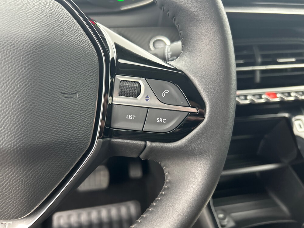 Occasion PEUGEOT 208 208 Electrique 50 kWh 136ch - Active Pack