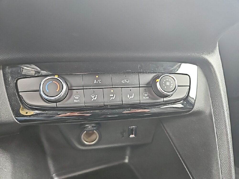 Occasion OPEL Corsa Corsa 1.2 Turbo 100 ch BVA8 - Edition