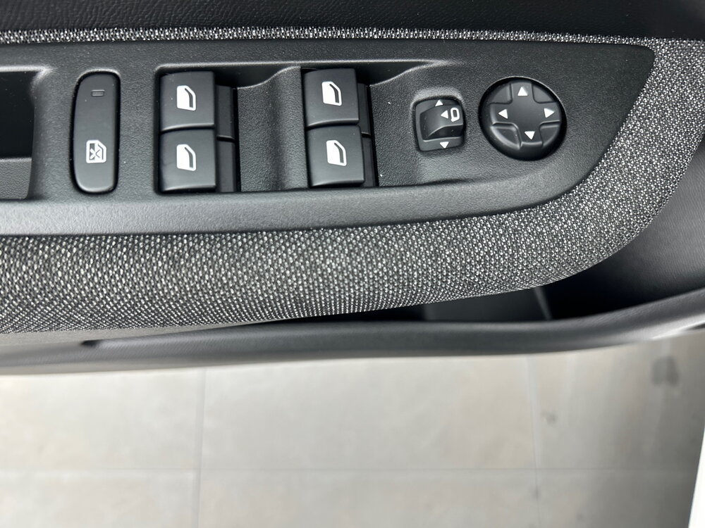 Occasion PEUGEOT 208 208 Electrique 50 kWh 136ch - Style